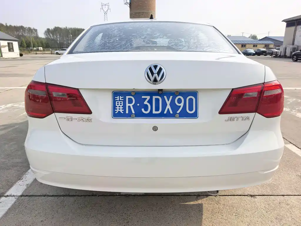 Volkswagen Jetta — миниатюра 5