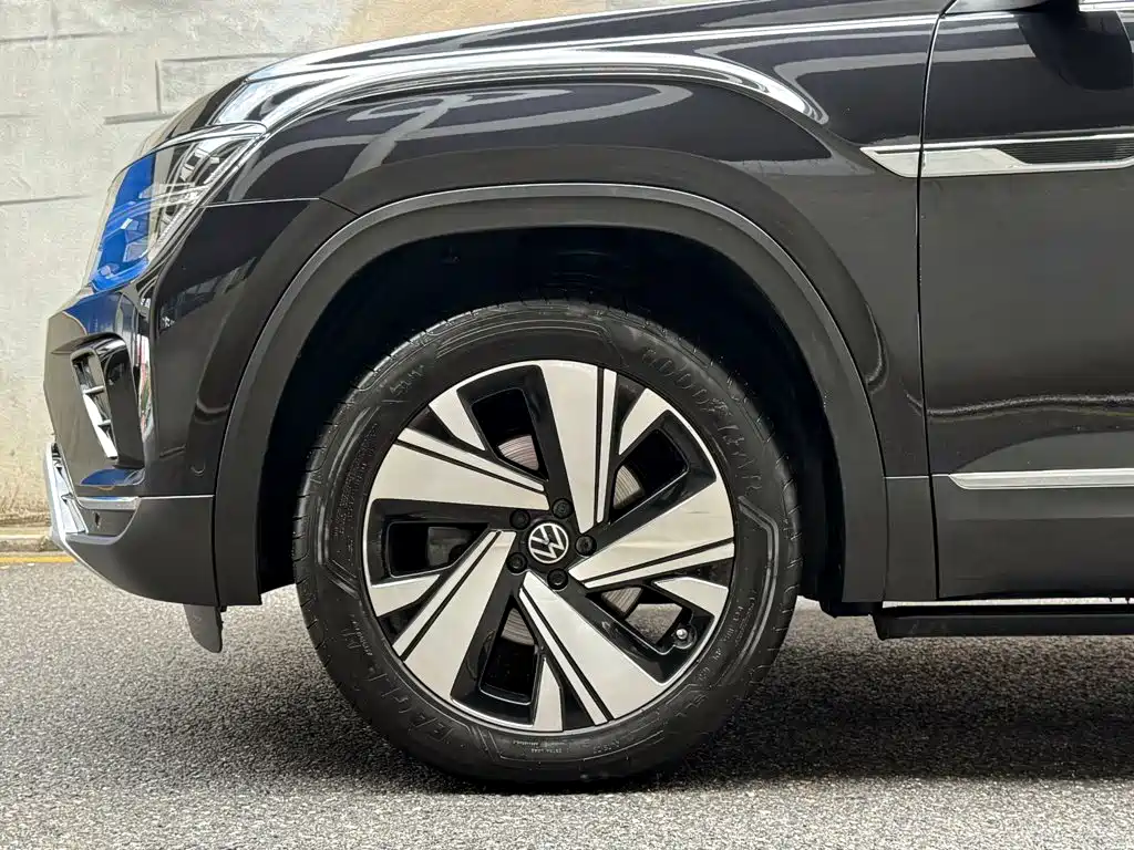 Volkswagen Teramont — миниатюра 5