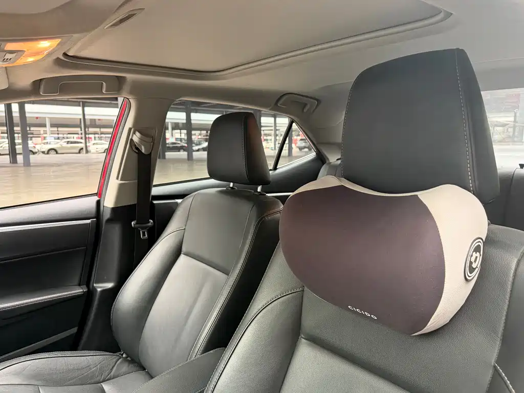 Toyota Corolla — миниатюра 10