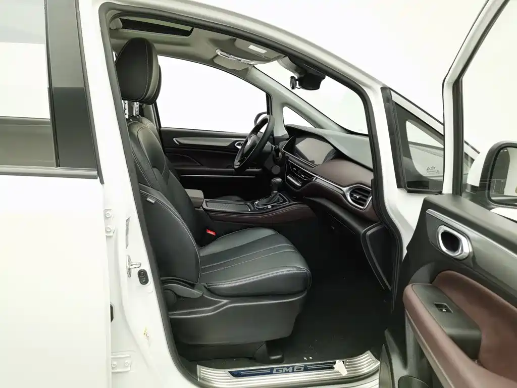 GAC Motor Trumpchi M6 — миниатюра 23