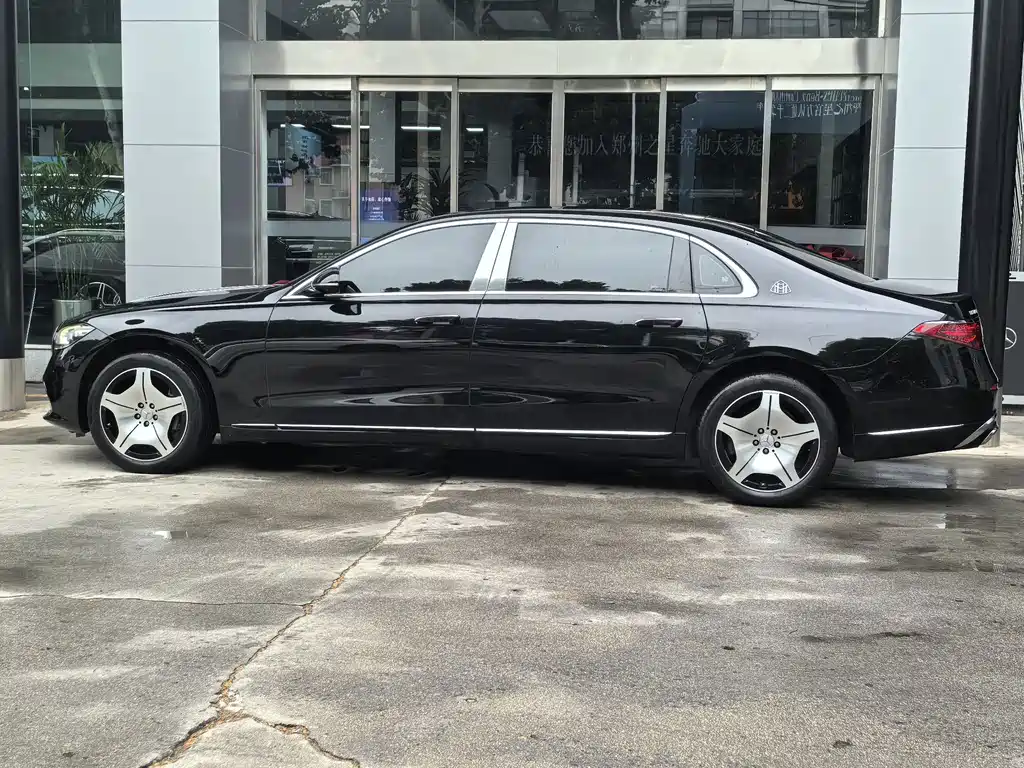 Mercedes-Benz S-Class — миниатюра 5
