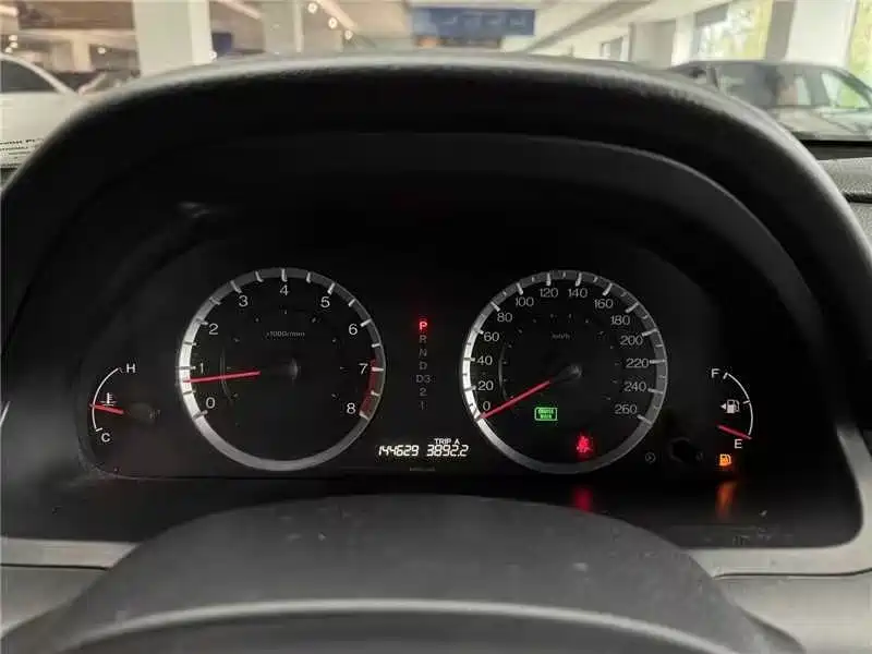 Honda Accord — миниатюра 8