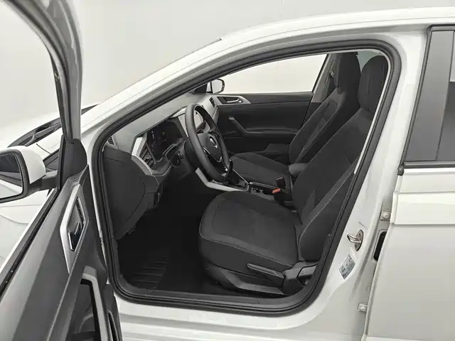 Volkswagen Polo — миниатюра 12