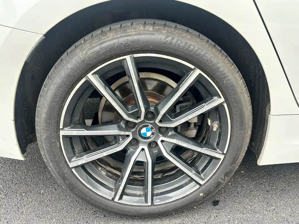 BMW 3 Series — миниатюра 11