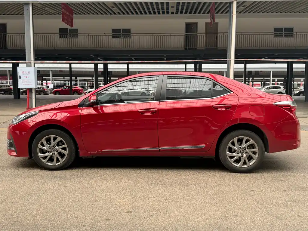 Toyota Corolla — миниатюра 8