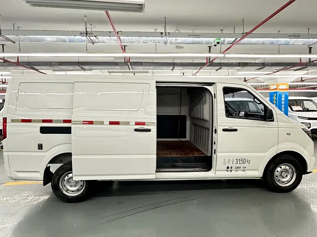 DONGFENG YUFENG EM27