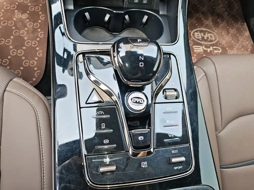 BYD Han — миниатюра 14
