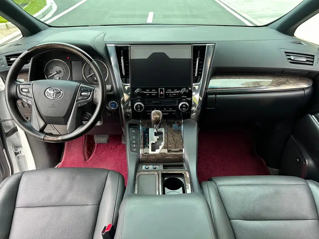 Toyota Alphard 2020 2.5L Luxury