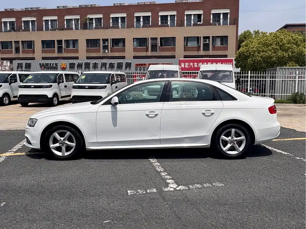 Audi A4L 2013 35 TFSI AT
