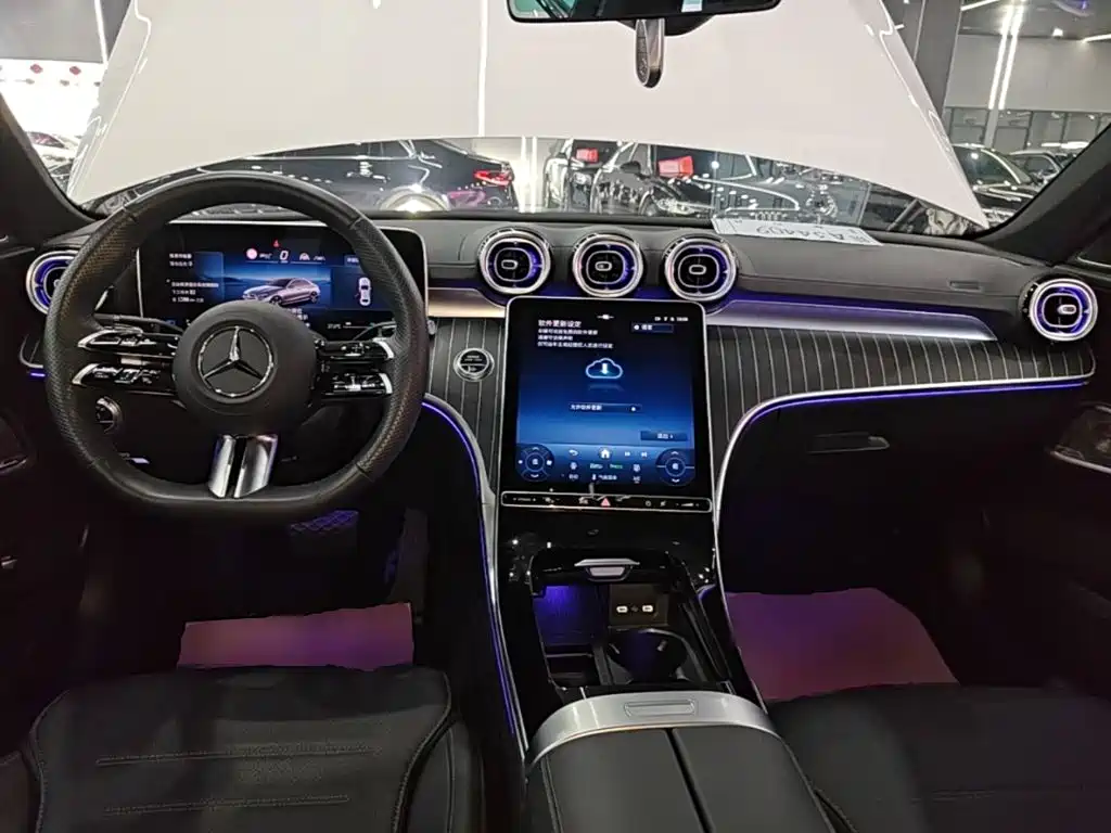 Mercedes-Benz C-Class — миниатюра 6