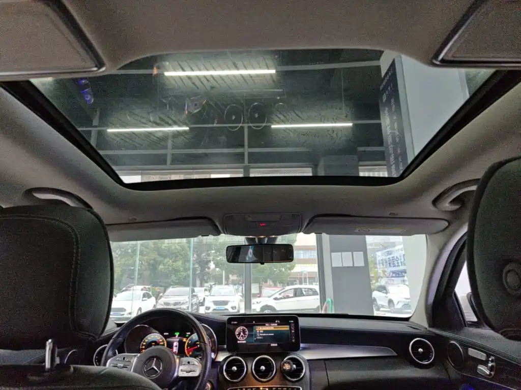 Mercedes-Benz C-Class — миниатюра 18