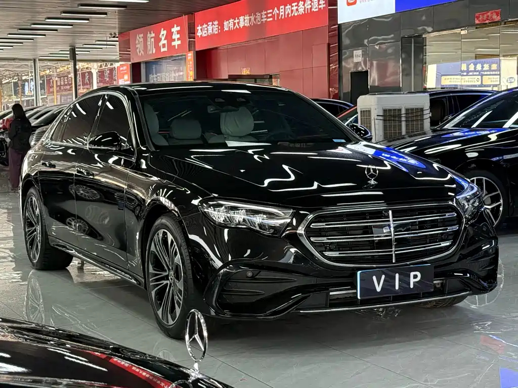 Mercedes-Benz E-Class — миниатюра 3