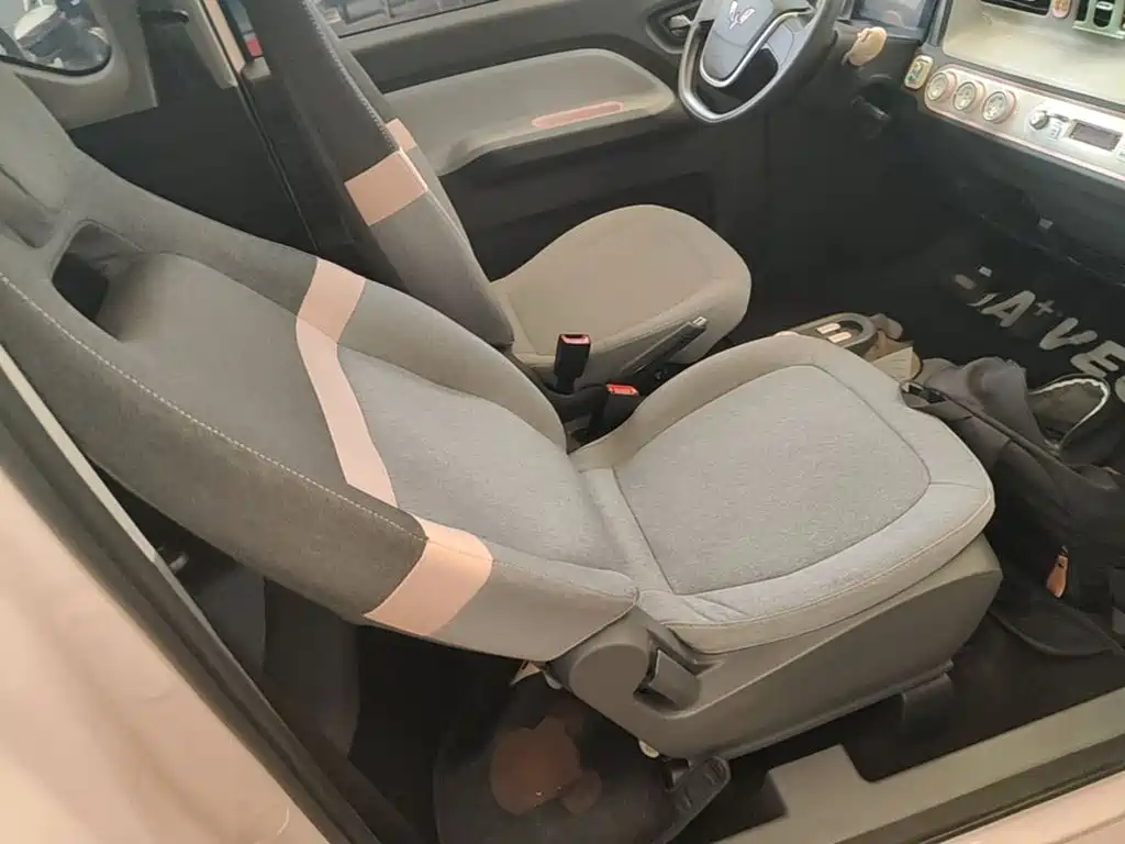 Wuling MINIEV — миниатюра 25