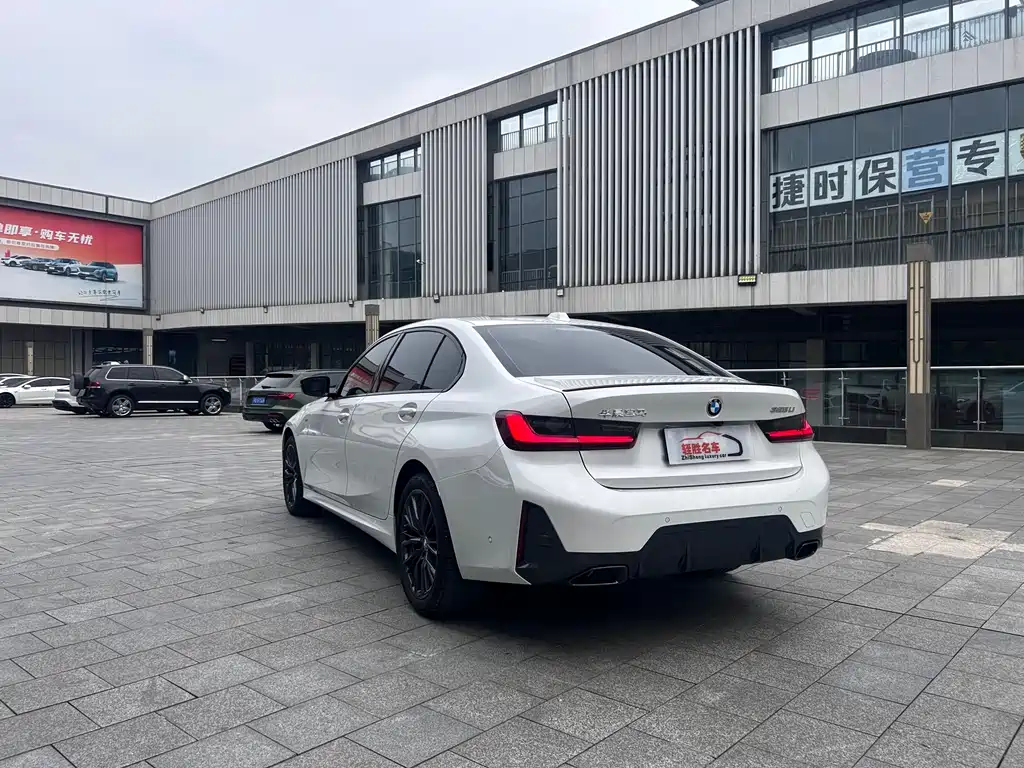 BMW 3 Series — миниатюра 7