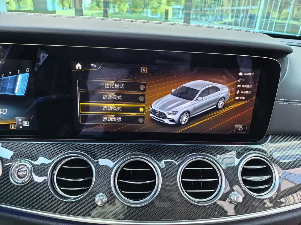 MERCEDES-BENZ E CLASS AMG