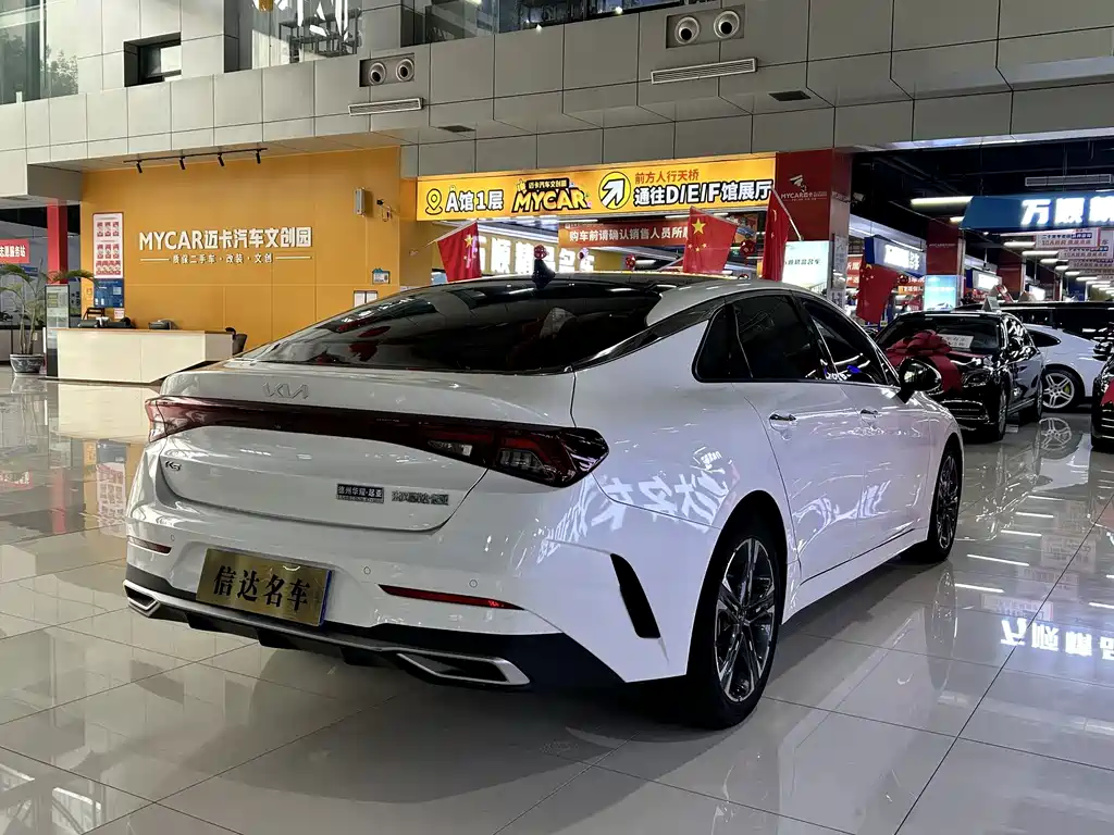 Kia K5 — миниатюра 15