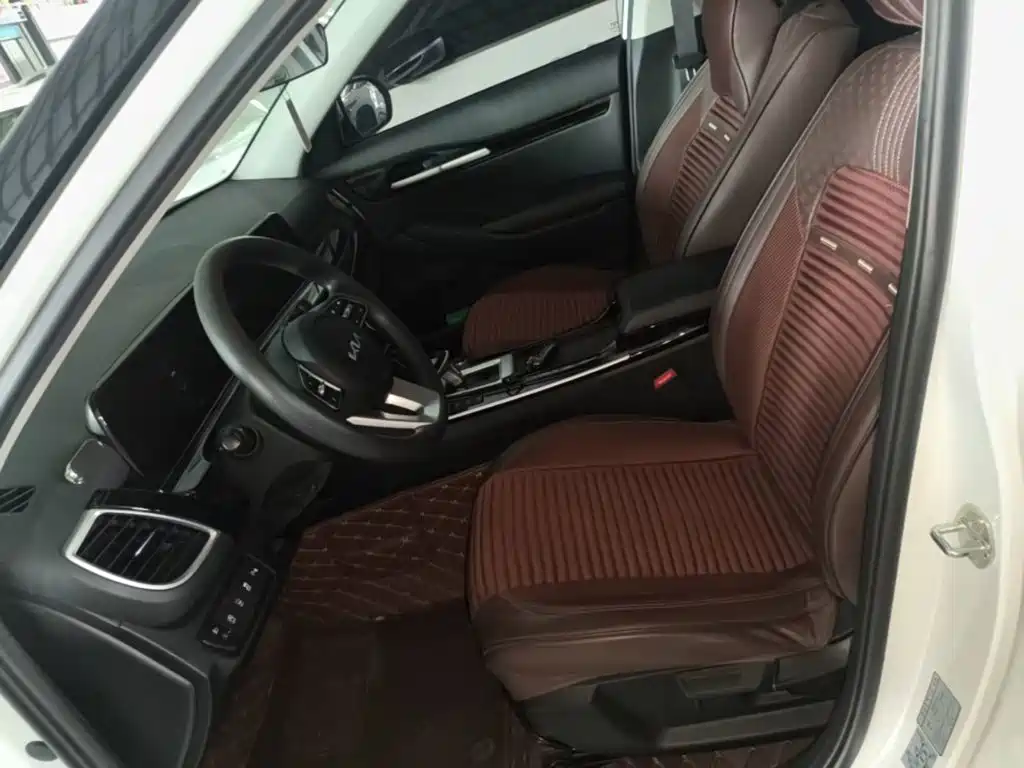 Kia Seltos — миниатюра 15