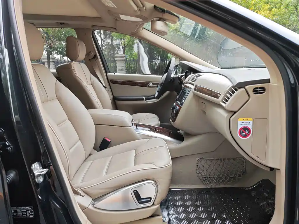 Mercedes-Benz R-Class — миниатюра 7