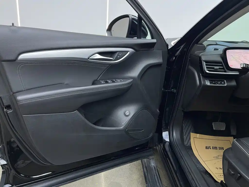 Buick Envision Plus — миниатюра 10