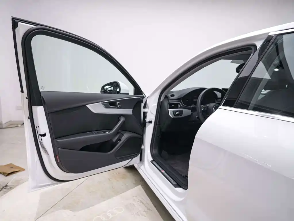 Audi A4L — миниатюра 10