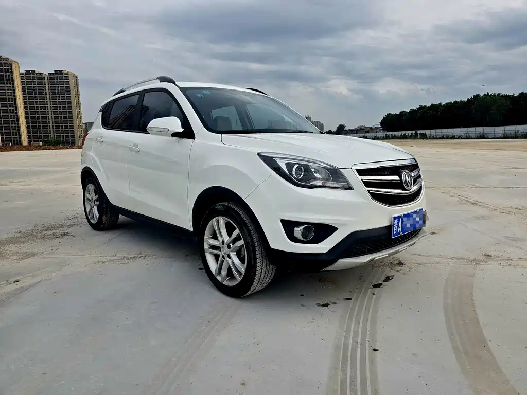Changan CS35 — миниатюра 2