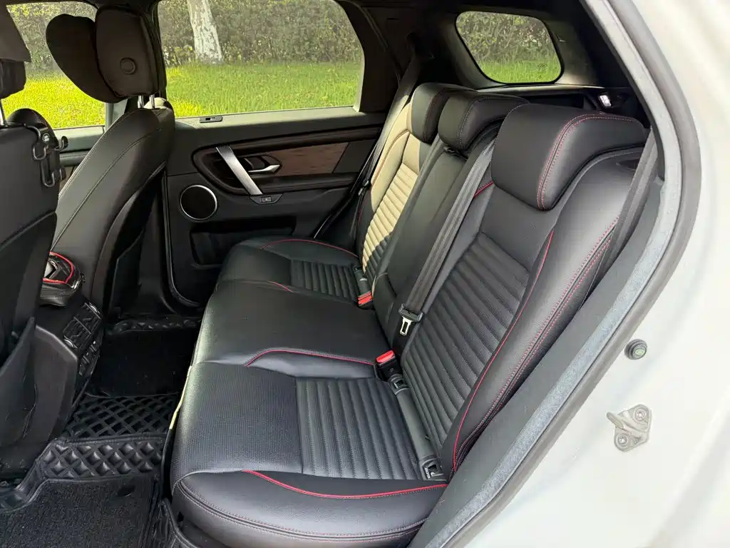 Land Rover Discovery Sport Hybrid — миниатюра 12