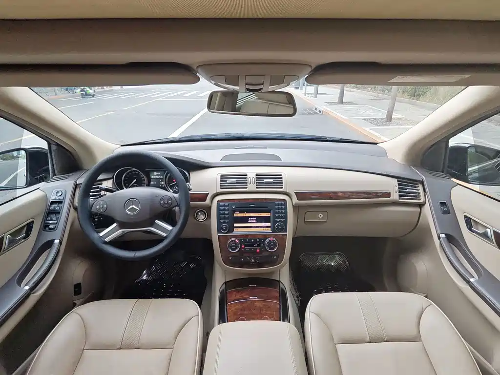 Mercedes-Benz R-Class — миниатюра 6