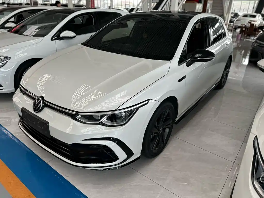 Volkswagen Golf 2022