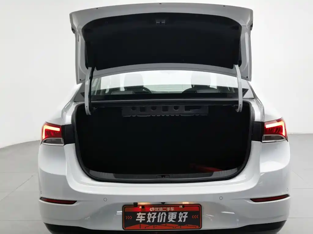 Buick Excelle — миниатюра 16