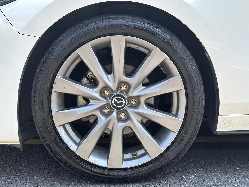 Mazda 3 Axela — миниатюра 7