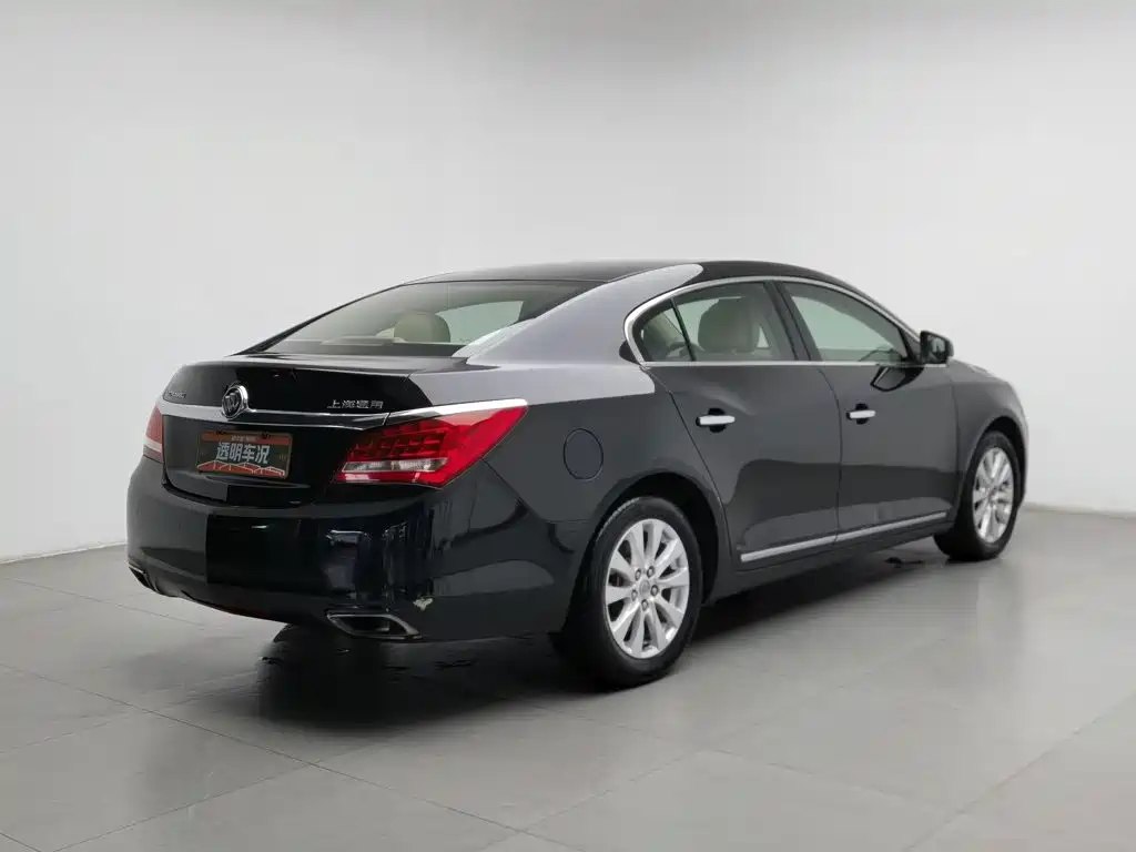 Buick LaCrosse — миниатюра 2