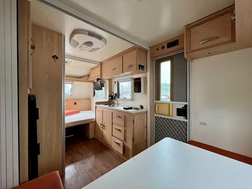 Mercedes-Benz Sprinter — миниатюра 15