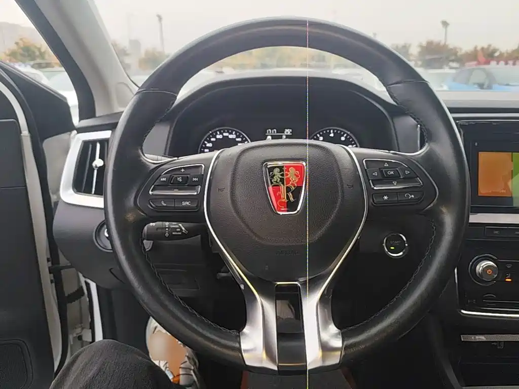 Roewe i6 Classic — миниатюра 11