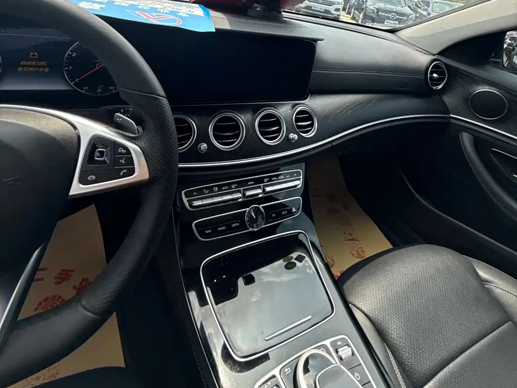 Mercedes-Benz E-Class E 2016 E 300 L Sport Fashion