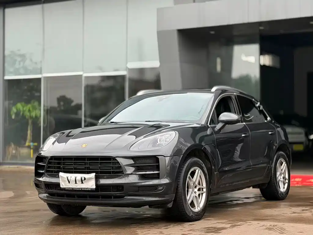 Porsche Macan 2021