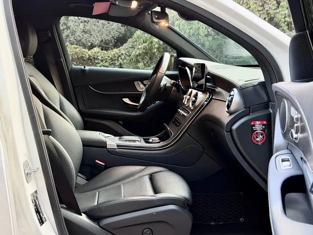 MERCEDES-BENZ GLC COUPE