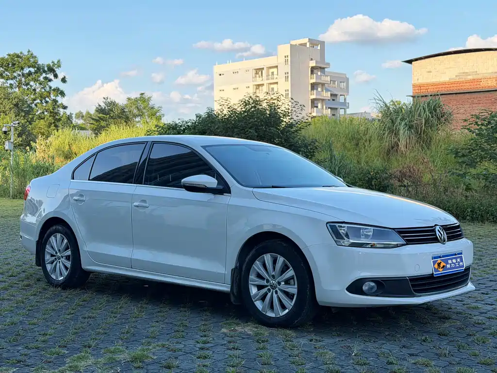 Volkswagen Sagitar — миниатюра 3