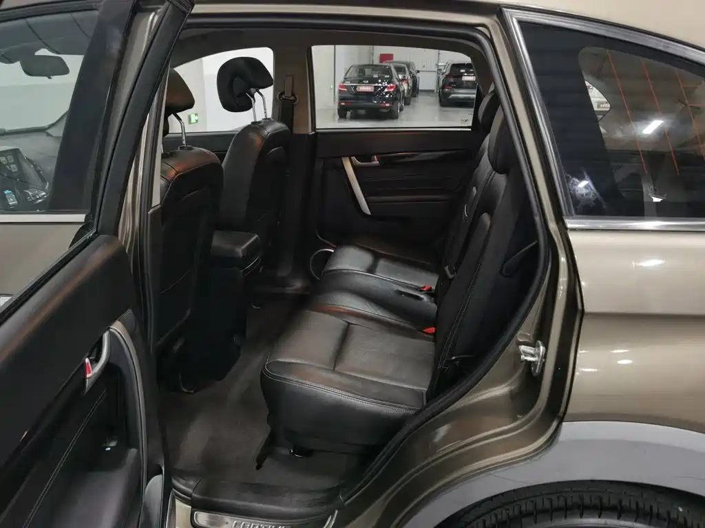 Chevrolet Captiva — миниатюра 15
