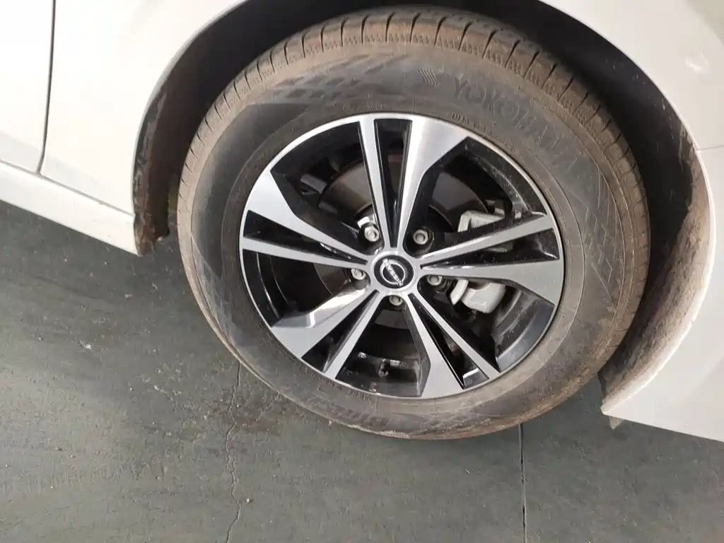 Nissan Sylphy — миниатюра 8