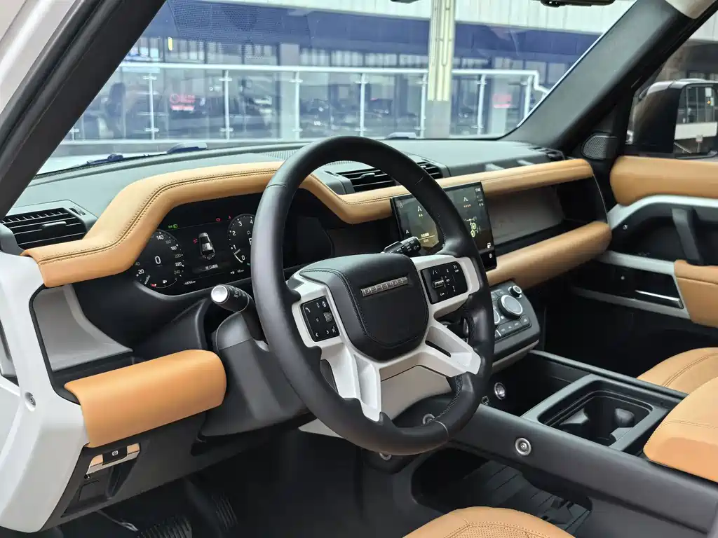 Land Rover Defender — миниатюра 5