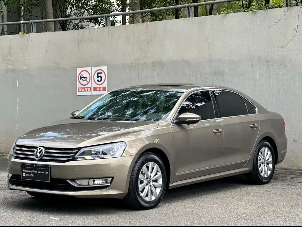 Volkswagen Magotan 2015