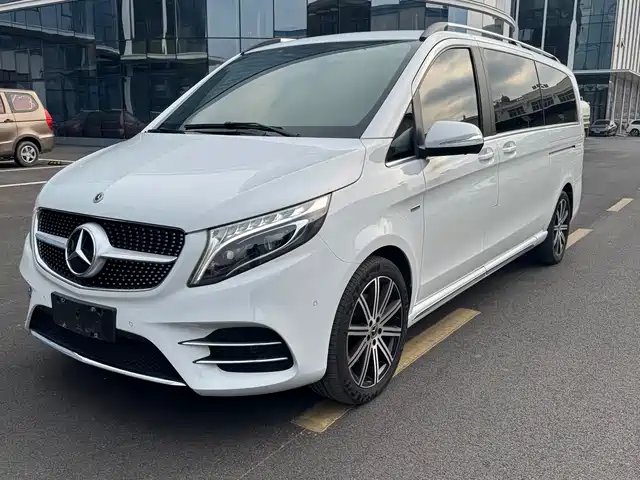 MERCEDES-BENZ V CLASS