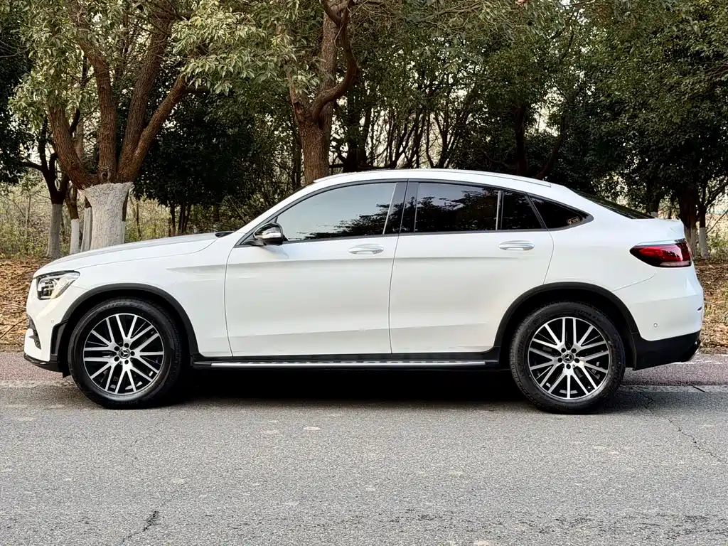 MERCEDES-BENZ GLC COUPE