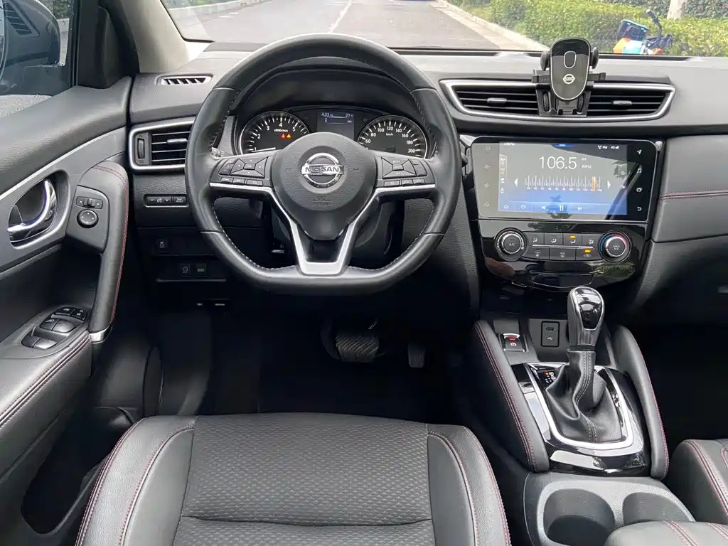 Nissan Qashqai — миниатюра 8