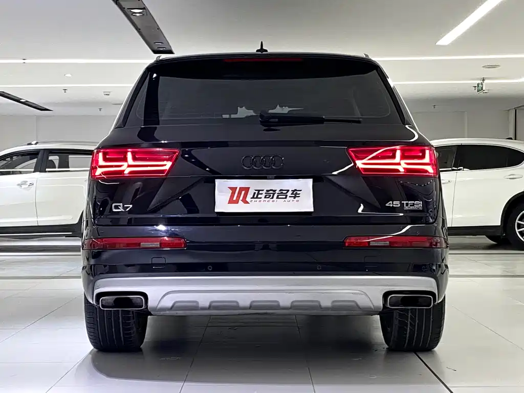 Audi Q7 — миниатюра 6
