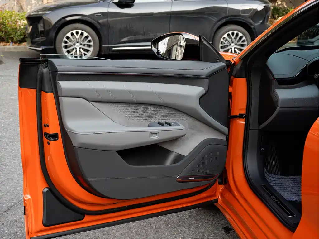 ZEEKR EXTREME KRYPTON 001