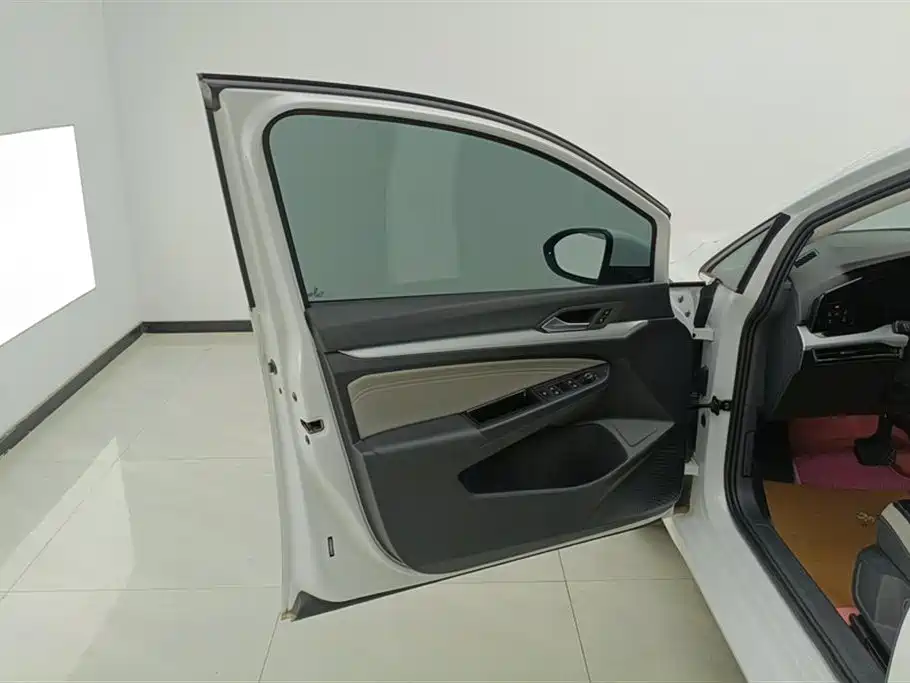 Volkswagen Golf 2023 280TSI DSG Pro