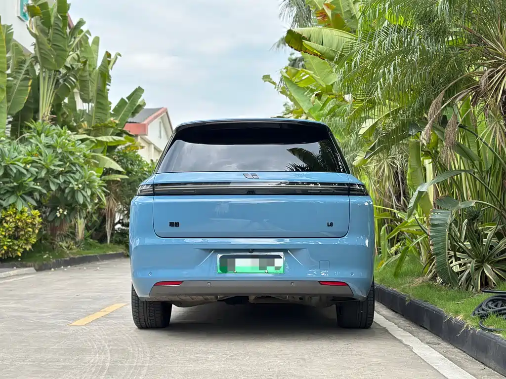Li Auto L8 2023 Pro