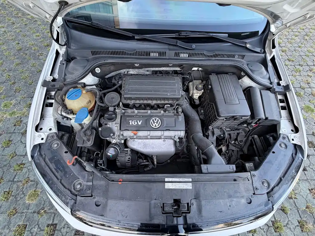 Volkswagen Sagitar — миниатюра 24