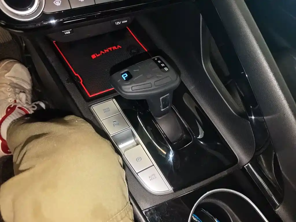 Hyundai Elantra 2021 1.5L CVT GLX Elite
